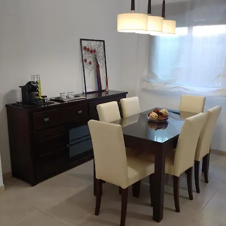 Three-bedroom With Magnificent Pool Next To The Sea And Golf Courses * Rojales